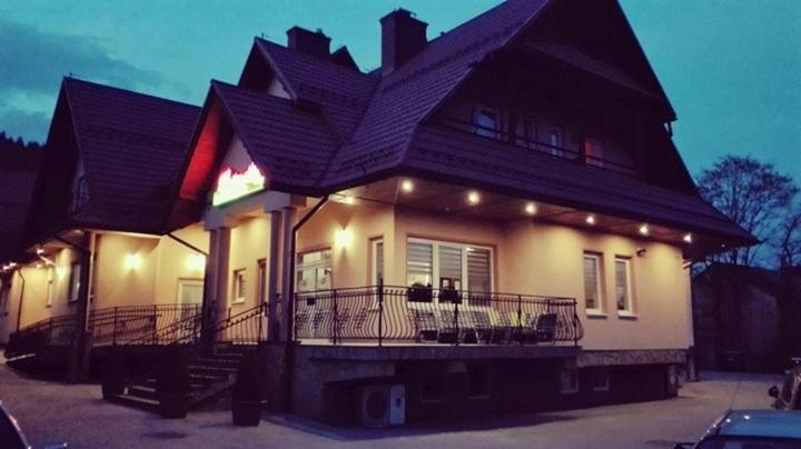 Pensjonat I Restauracja Nowak Hotel Lapsze Nizne Exterior photo